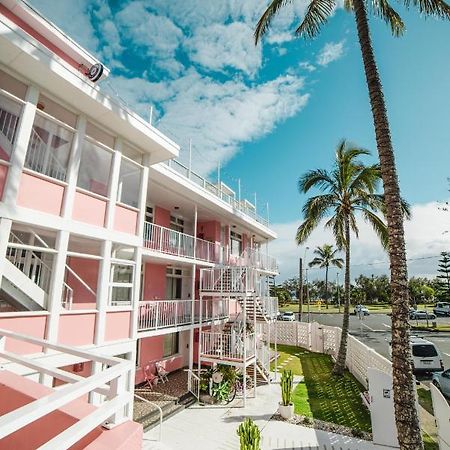 The Pink Hotel Coolangatta Gold Coast Exterior foto