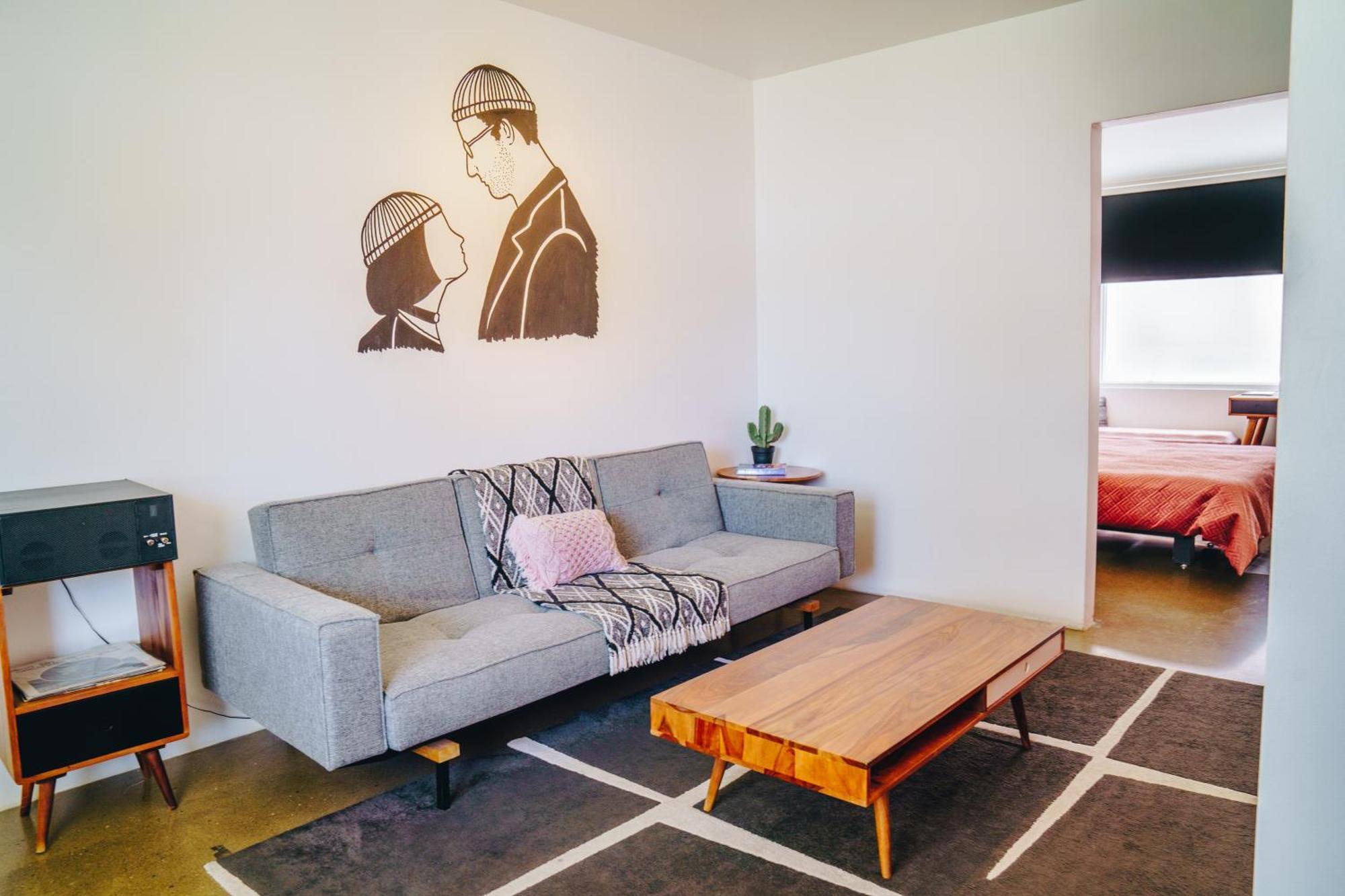 The Pink Hotel Coolangatta Gold Coast Exterior foto